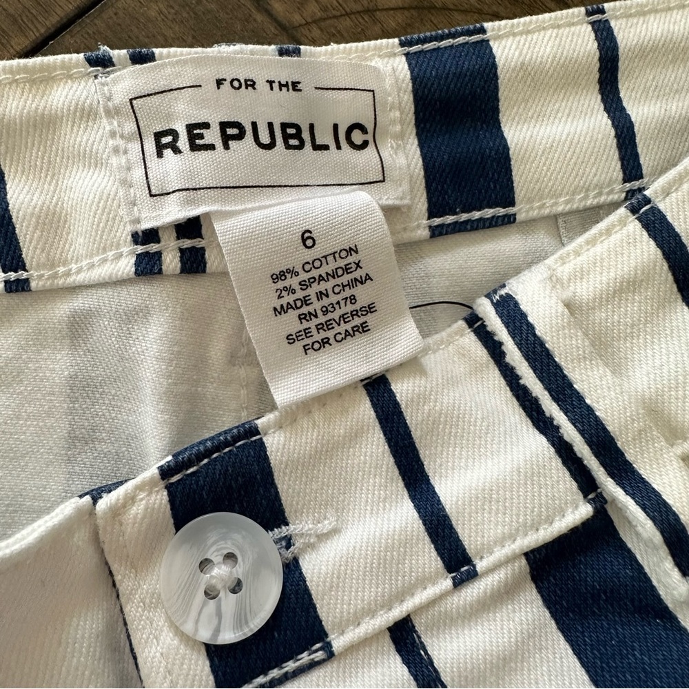 For The Republic Bluewhite Wide Leg Striped Jeans | Color: Blue/White | Size: 6 - Picture 3 of 12